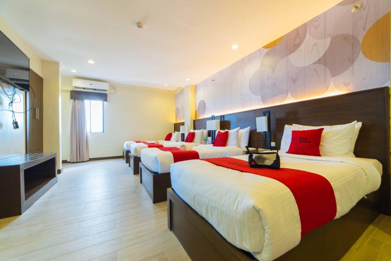 Reddoorz Premium @ Sta Rosa Tagaytay Road Hotel Silang Eksteriør billede