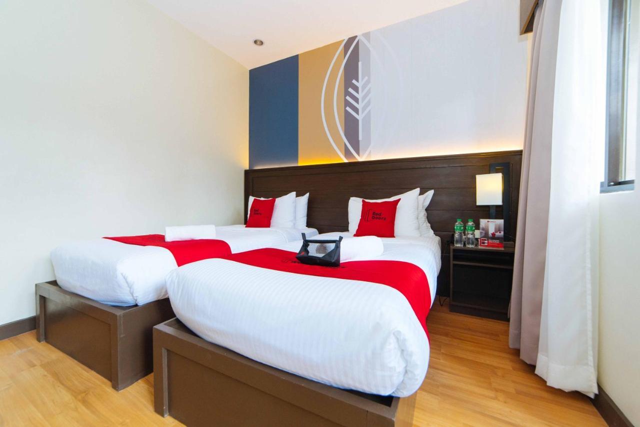 Reddoorz Premium @ Sta Rosa Tagaytay Road Hotel Silang Eksteriør billede