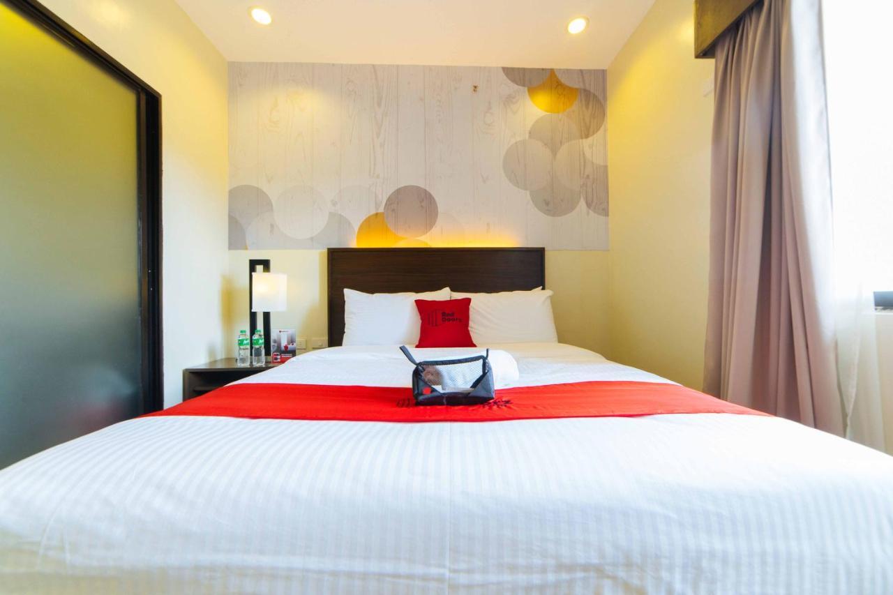 Reddoorz Premium @ Sta Rosa Tagaytay Road Hotel Silang Eksteriør billede