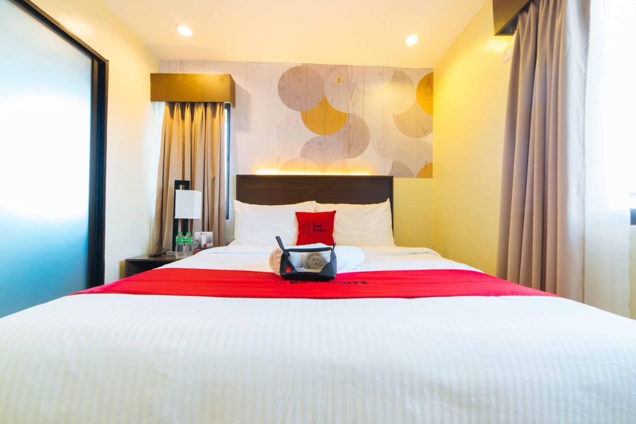 Reddoorz Premium @ Sta Rosa Tagaytay Road Hotel Silang Eksteriør billede