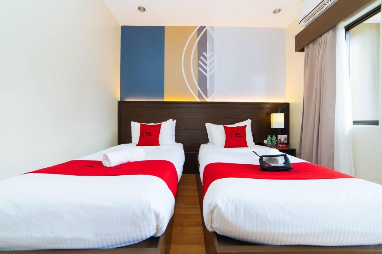 Reddoorz Premium @ Sta Rosa Tagaytay Road Hotel Silang Eksteriør billede