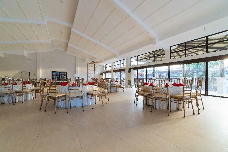 Reddoorz Premium @ Sta Rosa Tagaytay Road Hotel Silang Eksteriør billede