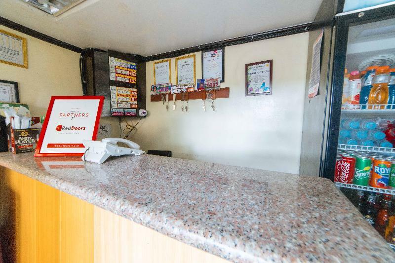 Reddoorz Premium @ Sta Rosa Tagaytay Road Hotel Silang Eksteriør billede